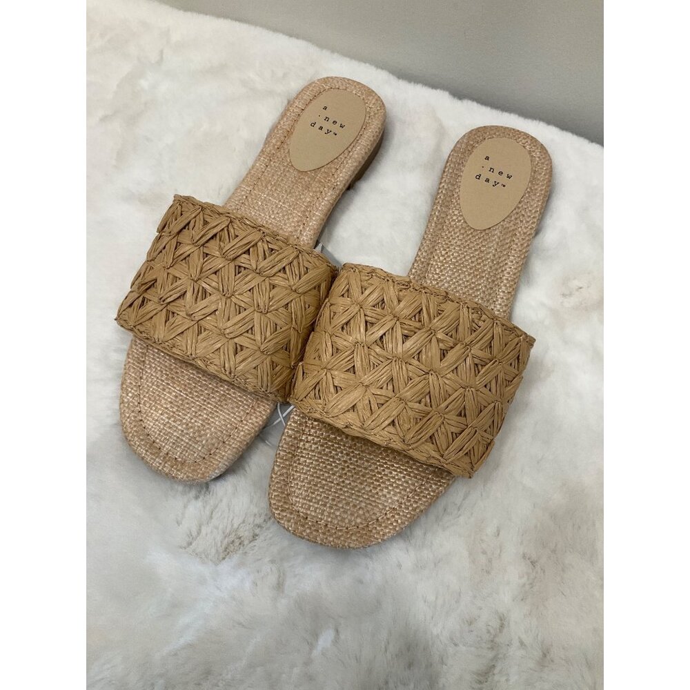 a New Day size 10, NEW Ariella Woven Raffia Slide Sandals Tan Memory Foam - Picture 3 of 6